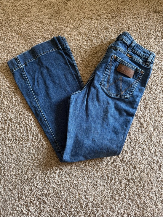 Wrangler Denim - Wrangler Women's High Rise Trouser Jeans